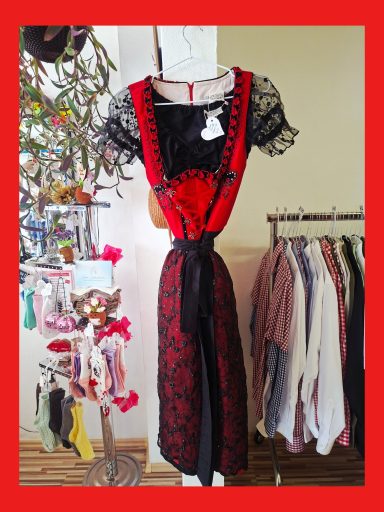 Dirndl, Gr. 40, 60 Euro, Bluse extra